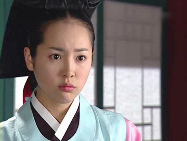 Mỹ nhân Nàng Dae Jang Geum: Người U50 vẫn là amp;#34;quốc bảoamp;#34;, kẻ đau đớn mất con và ly hôn - 15