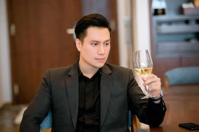 Mặc kệ thị phi, Việt Anh: amp;#34;Nếu sau này, tôi và Quỳnh Nga yêu nhau cũng là chuyện bình thườngamp;#34; - 12