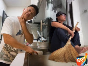 Giải trí - Khán giả cười ngặt nghẽo với BTV Quang Minh: Nghiêm túc trên TV, ai ngờ ngoài đời "lầy" vô đối