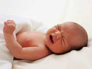 Làm mẹ - Giãn ruột ở trẻ sơ sinh và những vấn đề mẹ không nên bỏ qua