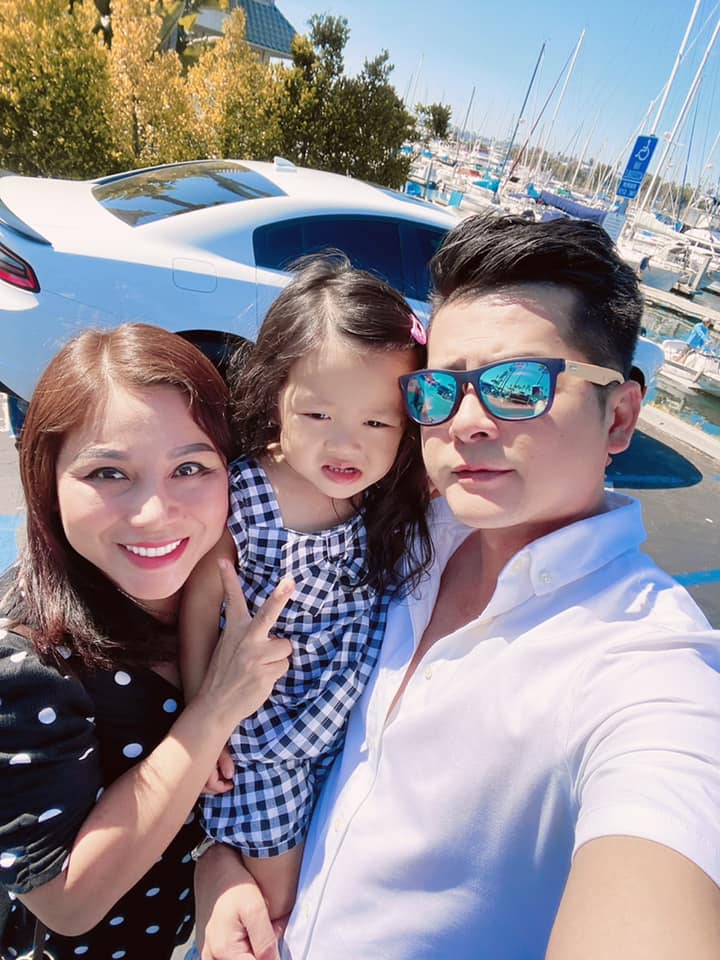 Trước khi bị nữ đại gia tố bội bạc, Hoàng Anh từng là amp;#34;chồngamp;#34; Lê Phương, ai cũng amp;#34;ném đáamp;#34; - 1