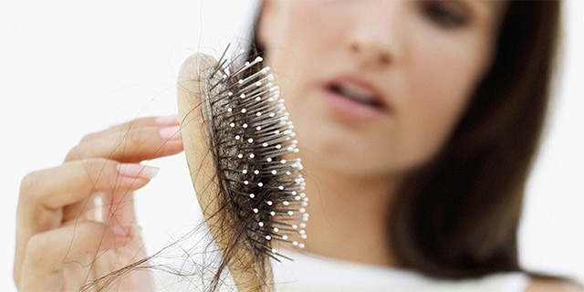 Nguyên nhân gây rụng tóc ở nữ và bí quyết giúp mái tóc chắc khỏe, chẳng lo gãy rụng - 2