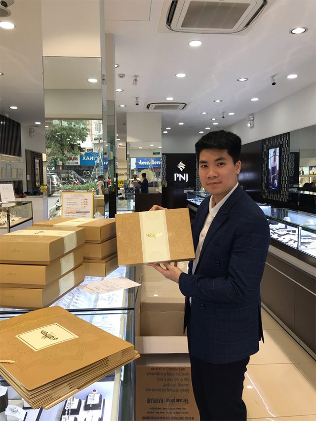 450 triệu/kg, “nhuỵ hoa 5 năm tuổi” trở thành cực phẩm quà tặng Tết 2021? - 2