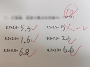 Tin tức - Bài toán "7,5 - 2,5 =5" bị gạch sai, mẹ giận dữ hỏi cô giáo và cái kết ngượng ngùng