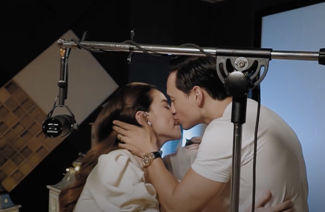 Clip ghi lại tiếng khóc đầu tiên của các con Hồ Ngọc Hà, Kim Lý sát bên vợ không rời - 2