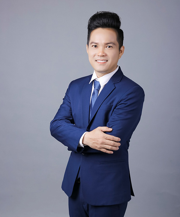 Ca sĩ Lương Minh Đạt bắt tay cùng với ekip chuẩn bị các ca khúc chào Xuân Tân Sửu 2021 - 5