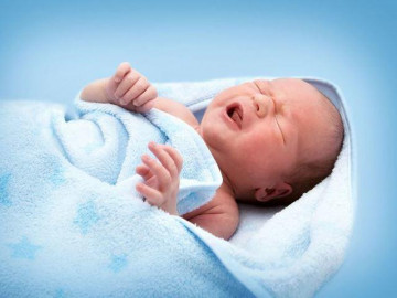 Bé 2 tháng tuổi 5 ngày không đi ngoài có sao không?
