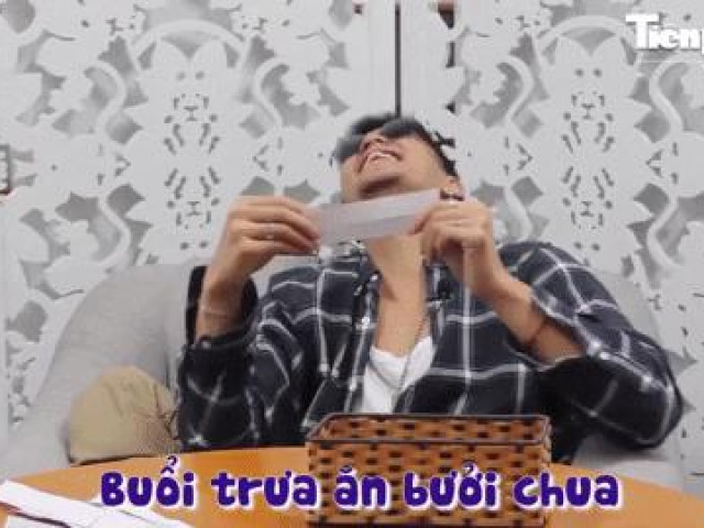Clip Eva - 'Cười ngặt' khi nghe Trọng Hiếu 'đọc như đánh vần' ca dao tục ngữ Việt Nam