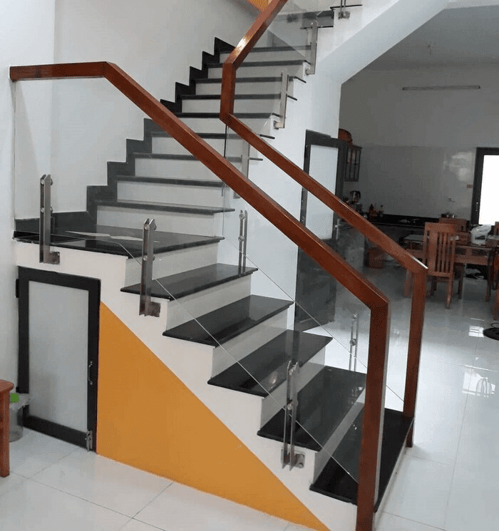 Cầu thang kính - Lựa chọn mới cho ngôi nhà thêm ấn tượng - 3