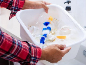 Vệ sinh bình sữa bằng nước sôi - mẹ nghĩ sát khuẩn, nào ngờ đang hại con