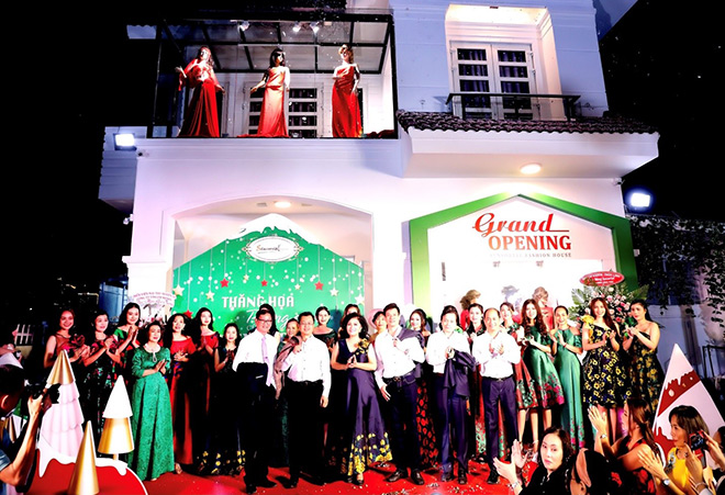 Doanh nhân và người nổi tiếng chúc mừng Sensorial Fashion House khai trương - 7