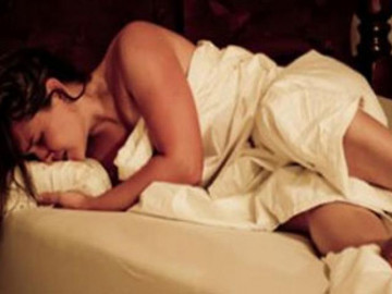 Chồng giảm ham muốn lại thích mạnh bạo khi "yêu", vợ làm điều này nhưng hóa ra sai lầm