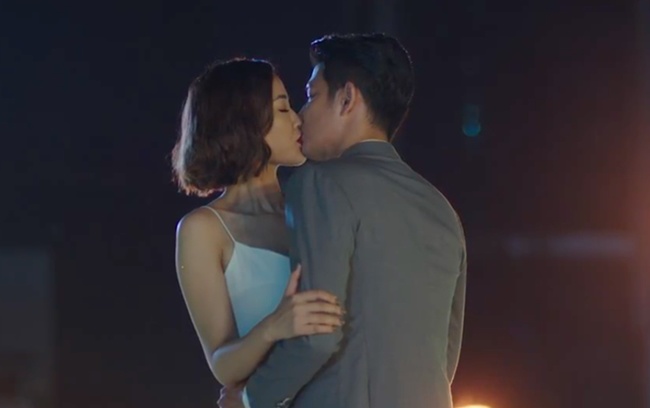 Chân dài từng làm người mẫu amp;#34;bưng mâmamp;#34;: Sốc nhất là nude 100% đóng hẳn 3 cảnh giường chiếu! - 11