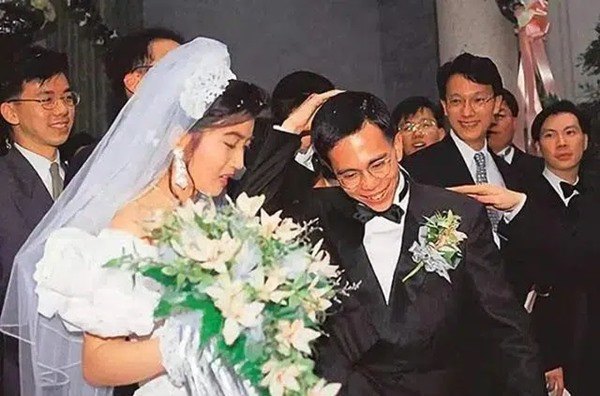 Con dâu tỷ phú giàu nhất HongKong: Là nhân viên bình thường, không hề biết chồng là amp;#34;thái tửamp;#34; - 3