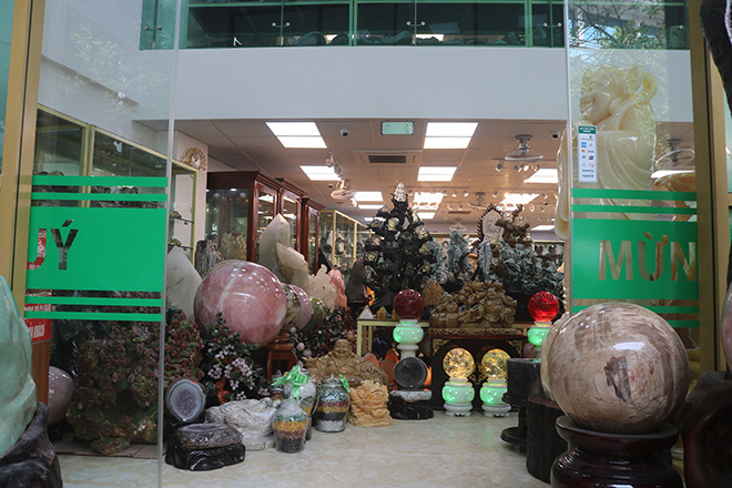 Đá Quý Mừng Chám - Tinh hoa của thiên nhiên dưới bàn tay con người - 1