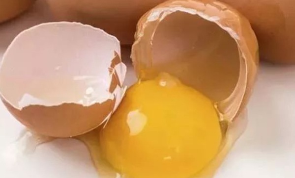 Trứng bổ mấy cũng hóa độc nếu có 4 biểu hiện này, vì tiếc cố ăn dễ phải nhập viện - 2