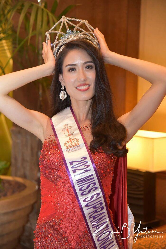 Đăng quang là biểu tượng sắc đẹp quốc gia, loạt Hoa hậu vẫn bị amp;#34;ném đáamp;#34; đòi trả vương miện - 3