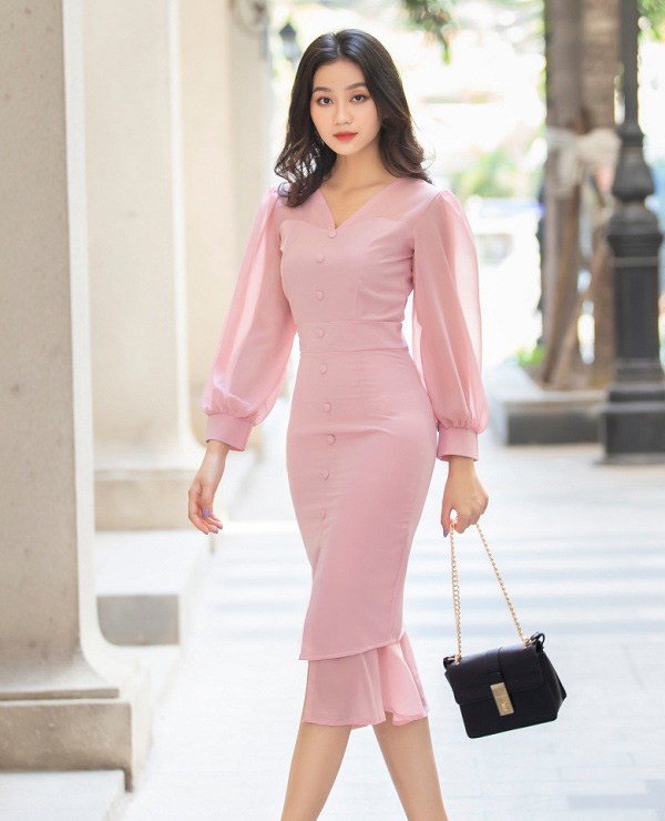 Mặc đẹp như sao Việt: 12 set váy mùa thu trẻ trung và sang trọng của mỹ  nhân Việt