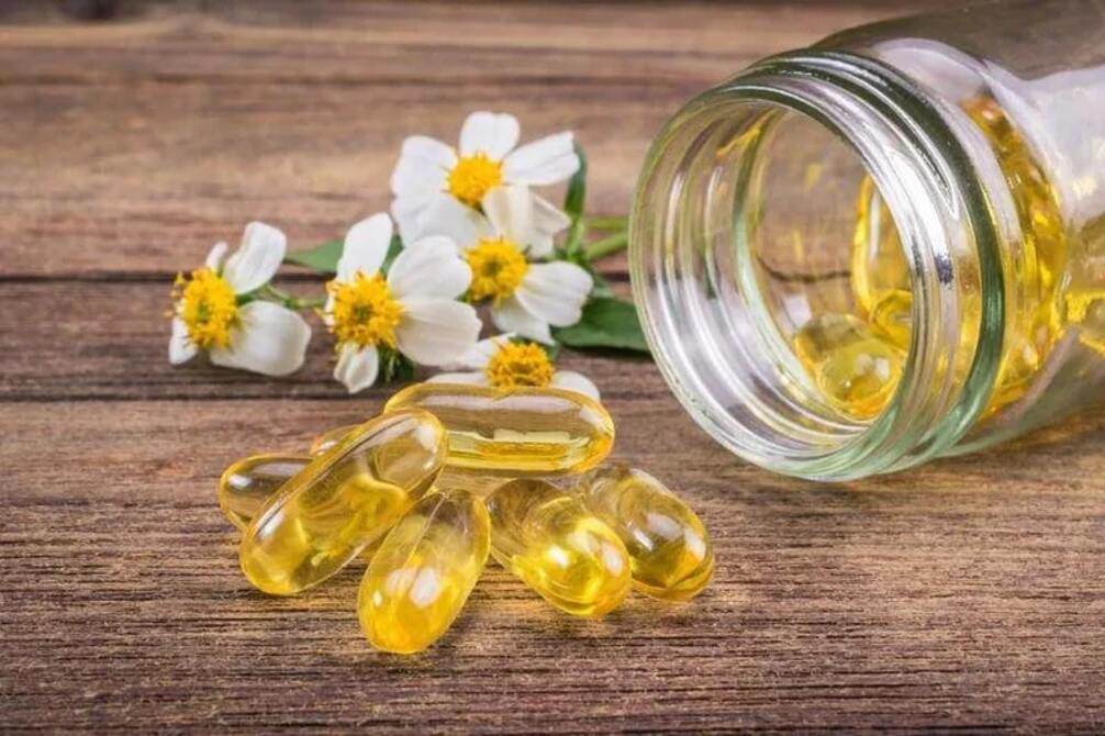 Dưỡng da tươi trẻ, trắng hồng mà chẳng tốn nhiều tiền nhờ công thức mặt nạ vitamin E đơn giản  - 1