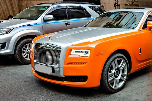 Rolls-Royce Ghost phiên bản Series II, cũng là chiếc xe được bà Phương Hằng sử dụng thường xuyên nhất.