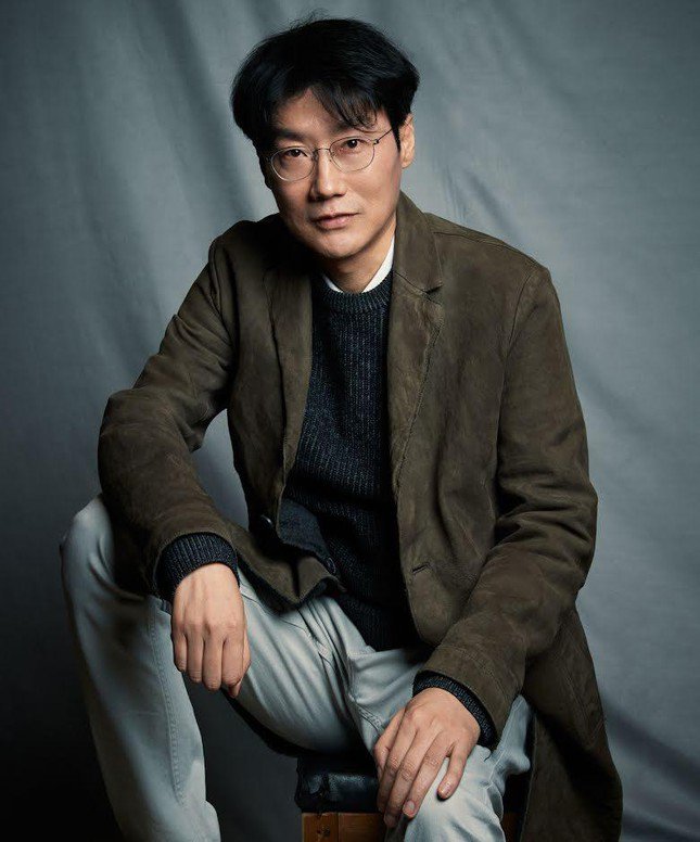 Biên kịch kiêm đạo diễn Hwang Dong Hyuk.