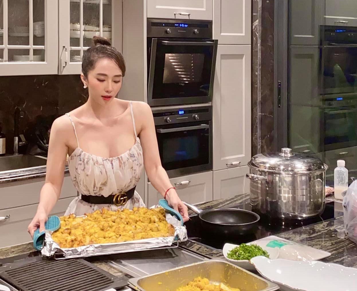 Mấy ai được như Quỳnh Nga: Body mỏng dính, hàng xương biểu tình nhưng vòng 1 vẫn amp;#34;rực lửaamp;#34; - 3
