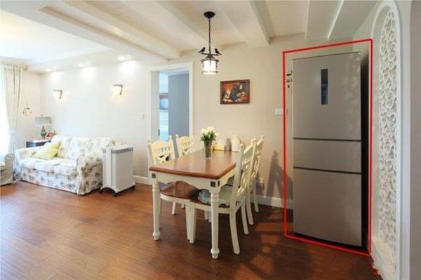 Tủ lạnh nên đặt trong bếp hay phòng khách? Nhiều nhà đã làm sai suốt nhiều năm mà không biết - 1
