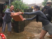Tin tức - Tin tức 24h: Chủ tịch UB MTTQ Quảng Bình nói về hoạt động từ thiện của ca sĩ Thủy Tiên