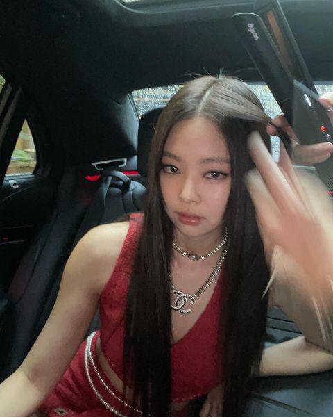 Jennie, Jisoo BLACKPINK gây sốt chỉ với 1 kiểu tóc, nhìn qua chị em Việt nào cũng làm được - 5