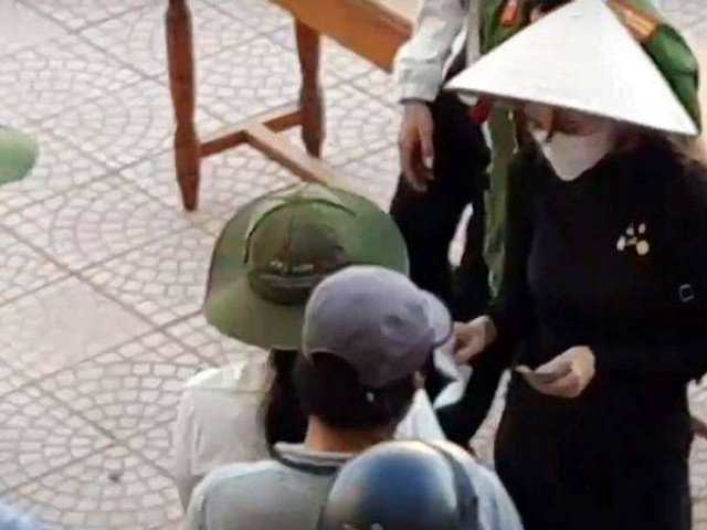 Hai địa phương ở Thừa Thiên – Huế báo cáo việc từ thiện của ca sĩ Thủy Tiên