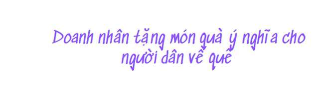 Đại gia SG siêu giàu nhưng mộc mạc, gần gũi trên MXH, tặng xe máy cho người dân về quê - 2