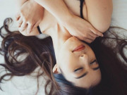 Sức khỏe - Phụ nữ "lên đỉnh" được nhiều lần còn đàn ông thì không? 10 sự thật ít biết về cực khoái