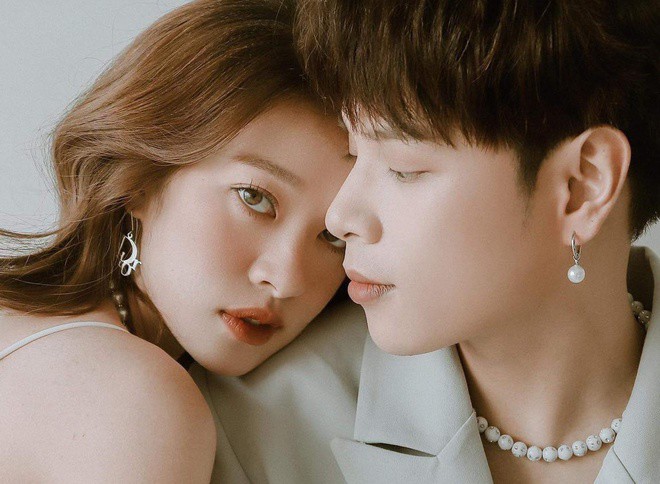 Cặp đôi sinh năm 1993 gây chú ý trên mạng xã hội vì chỉ sau 4 tháng hẹn hò đã có tin vui.