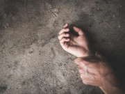 Tin tức - Đi ăn trộm phát hiện cụ bà 71 tuổi ngủ trên giường, thanh niên 17 tuổi gây chuyện động trời