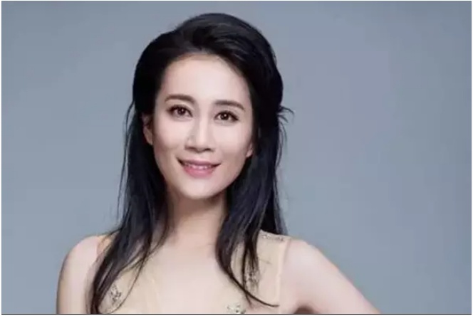 Ôn Tranh Vanh là mỹ nhân có tài có sắc nhưng không có may mắn.