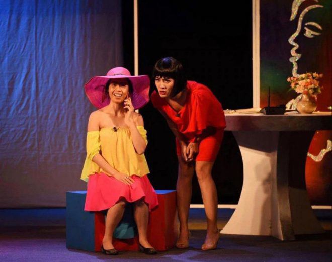 Cô giúp việc amp;#34;bá đạoamp;#34; từ phim tới đời: Đỗ 3 trường đại học, giao hẹn không ghen với chồng - 4