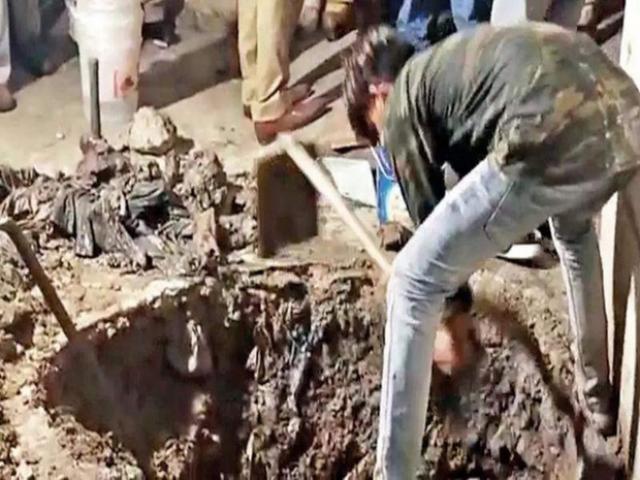 Gia đình 4 người lần lượt bốc hơi, sự thật kinh hãi bị phát giác khi đào nền nhà lên