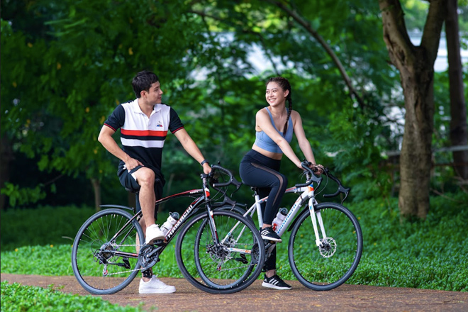 MC Huyền Trang đạp xe mỗi ngày với chiếc Hamachi yêu thích của mình