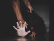 Tin tức - Con rể xâm hại bé gái hàng xóm, cụ bà 72 tuổi vẫn nói một câu gây phẫn nộ