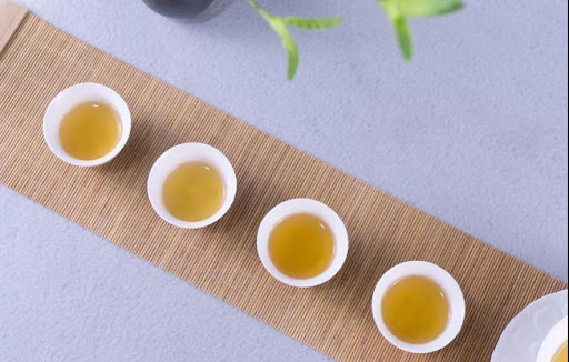 Người khôn nói lắm dẫu hay cũng nhàm: 4 lời cần tránh để không “mất điểm” khi giao tiếp - 2