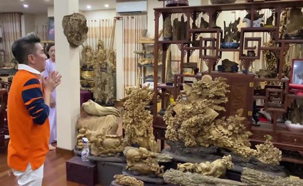 Sở hữu bộ sưu tập gỗ quý: Hoàng Mập để trong biệt phủ, Hoài Linh có phòng riêng - 10