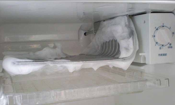8 dấu hiệu bất thường từ tủ lạnh cần kiểm tra ngay, họa đang ẩn trong nhà mà không biết - 4