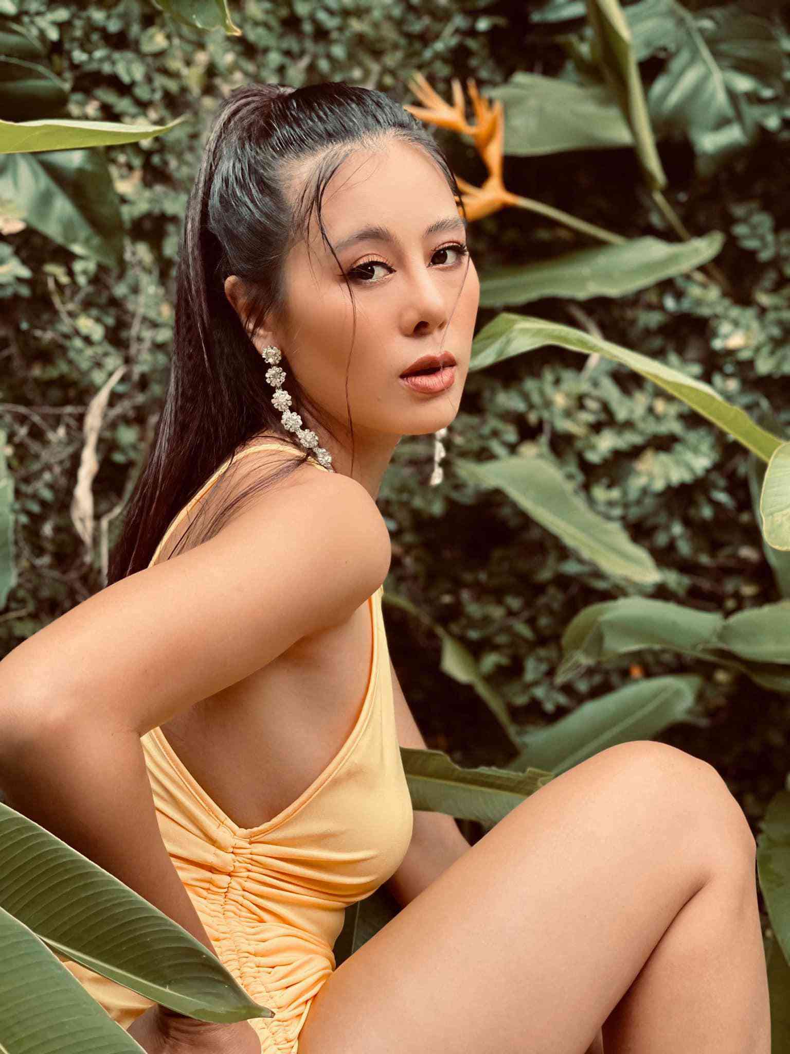 Nam Thư được khán giả ưu ái gọi với cái tên kiều nữ làng hài. 