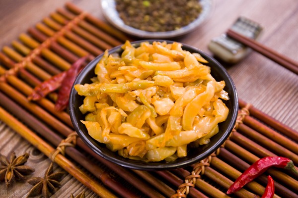 Tại sao xưa ăn dưa muối không sao mà nay lại không được khuyến khích ăn nhiều? - 1