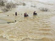 Tin tức - Không khí lạnh tăng cường, miền Bắc rét sâu, miền Trung mưa rất lớn nguy cơ lũ chồng lũ