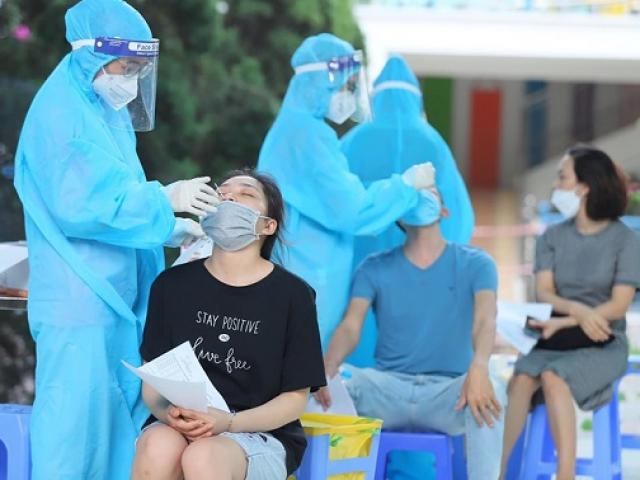 Thêm 7 ca COVID-19 chưa rõ lây từ đâu, Hà Nội ngày 24/10 có 16 ca mới