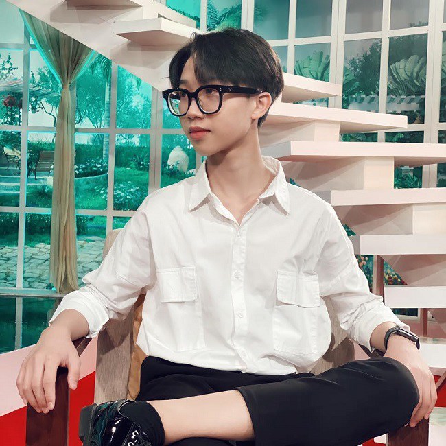 amp;#39;Cậu bé Thị Mầuamp;#39; từ vùng quê nghèo Nam tiến amp;#39;lột xácamp;#39; chẳng nhận ra - 11