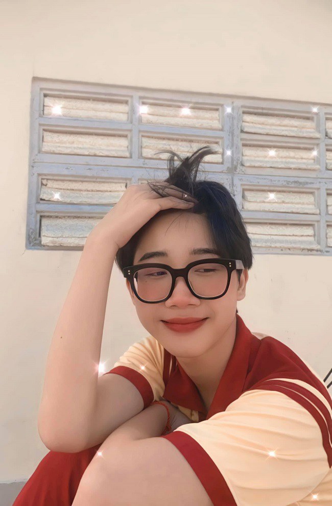 amp;#39;Cậu bé Thị Mầuamp;#39; từ vùng quê nghèo Nam tiến amp;#39;lột xácamp;#39; chẳng nhận ra - 9