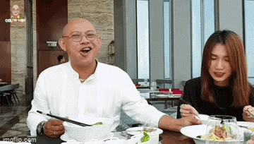 Ông trùm showbiz amp;#34;chống lưngamp;#34; cho Hoài Linh, Trấn Thành liên tiếp gặp vận xui - 1