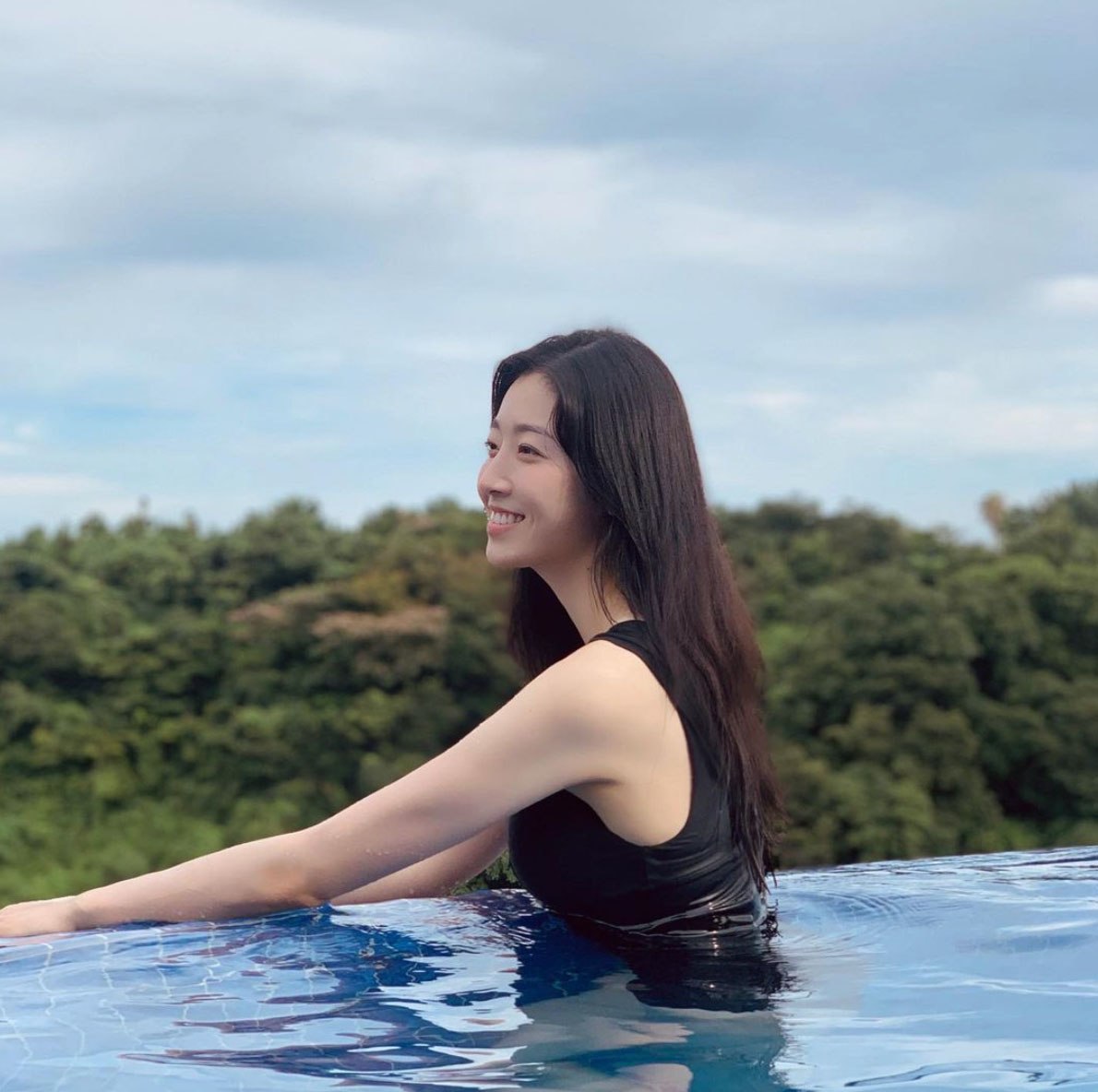 Từng bị chê xấu nhất lịch sử, một Hoa hậu trở lại sau 3 năm với nhan sắc amp;#34;dằn mặtamp;#34; CĐM - 13